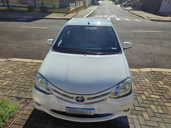 TOYOTA ETIOS 1.5 XS 16V FLEX 4P MANUAL TOYOTA ETIOS 1.5 XS 16V FLEX 4P MANUAL